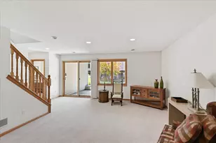 1013 Hesli Hill Ct, Shoreview, MN 55126 - Photo 27