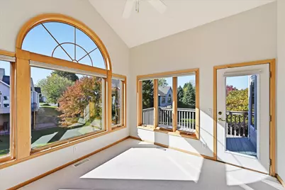 1013 Hesli Hill Court, Shoreview, MN 55126 - Photo 15