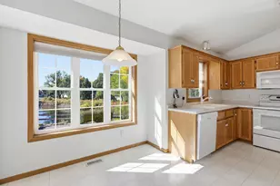 5758 Willow Ln N, Shoreview, MN 55126 - Photo 15