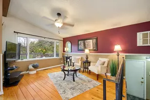 6342 Whispering Oaks Dr, Eden Prairie, MN 55346 - Photo 5