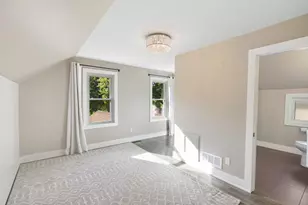 412 E 1st St, Chaska, MN 55318 - Photo 15