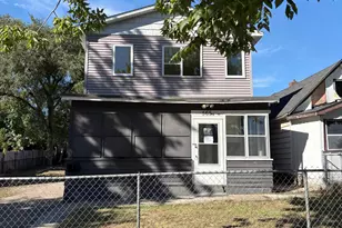 565 Hatch Ave, Saint Paul, MN 55117 - Photo 1