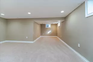 1331 Willow Cir, Roseville, MN 55113 - Photo 51