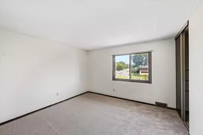 2325 Hampshire Avenue S, Saint Louis Park, MN 55426 - Photo 17