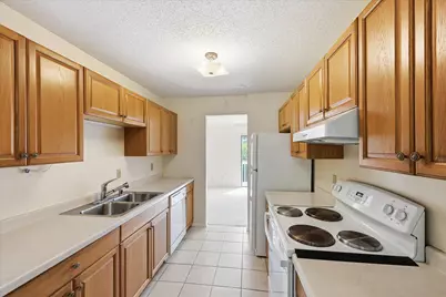 2325 Hampshire Avenue S, Saint Louis Park, MN 55426 - Photo 7
