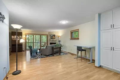 1880 Shady Beach Avenue, Roseville, MN 55113 - Photo 3