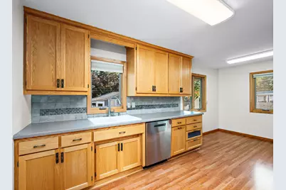 6056 Sumter Avenue N, New Hope, MN 55428 - Photo 5