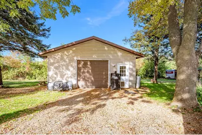 11404 330th Avenue, Blue Earth, MN 56013 - Photo 41