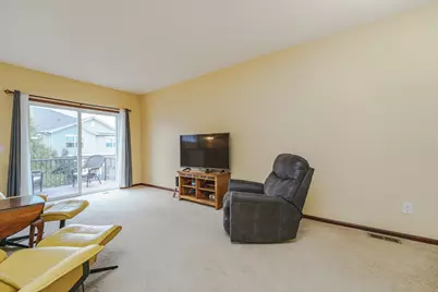 13231 Virginia Avenue S, Savage, MN 55378 - Photo 7