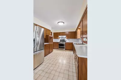 702 Madison Street S, Shakopee, MN 55379 - Photo 9