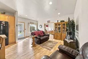 3527 23rd Ave S, Moorhead, MN 56560 - Photo 7