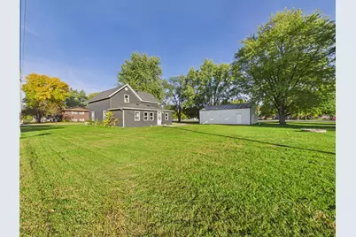 418 1st Avenue SW, Melrose, MN 56352 - Photo 3