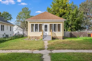 523 N Hampton St, Fairmont, MN 56031 - Photo 1
