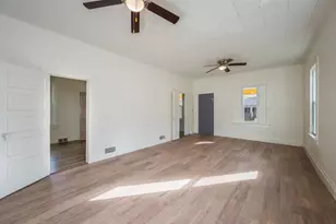 523 N Hampton St, Fairmont, MN 56031 - Photo 5
