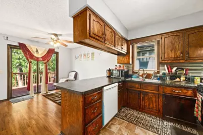 5525 Emerson Avenue N, Brooklyn Center, MN 55430 - Photo 3
