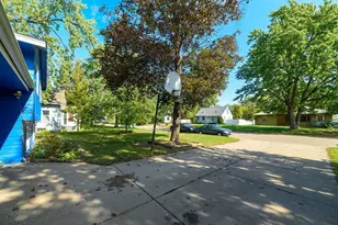 5525 Emerson Ave N, Brooklyn Center, MN 55430 - Photo 39