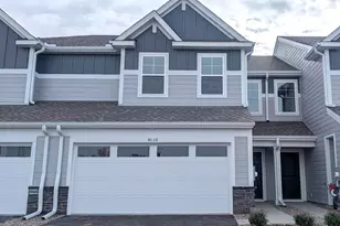 4038 Hayward Ave N, Oakdale, MN 55128 - Photo 1