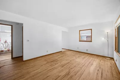 920 Magnolia Avenue E, Saint Paul, MN 55106 - Photo 5