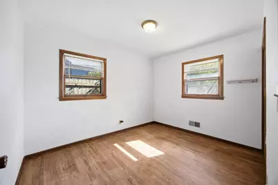 920 Magnolia Avenue E, Saint Paul, MN 55106 - Photo 9