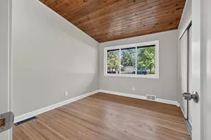 2999 Asbury St, Roseville, MN 55113 - Photo 15