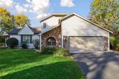 2825 Norwood Lane N, Plymouth, MN 55441 - Photo 3