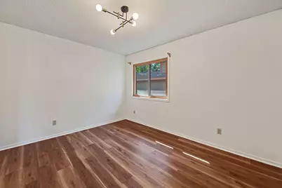 5347 Emerald Way, Apple Valley, MN 55124 - Photo 23