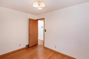 1595 Chamber St, Saint Paul, MN 55106 - Photo 21