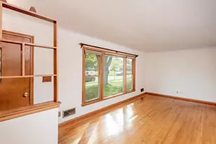 1595 Chamber St, Saint Paul, MN 55106 - Photo 5