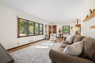 7208 Hartkopf Ln, Brooklyn Park, MN 55428 - Photo 5