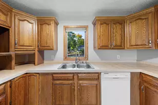 800 Crystal Lake Rd E, Burnsville, MN 55306 - Photo 27