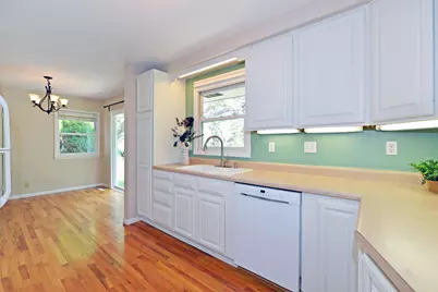 8644 Poplar Bridge Curve, Bloomington, MN 55437 - Photo 19