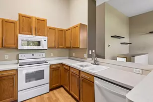 15576 Finch Ave, Apple Valley, MN 55124 - Photo 11