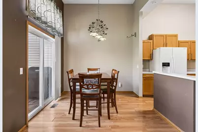 15576 Finch Avenue, Apple Valley, MN 55124 - Photo 9