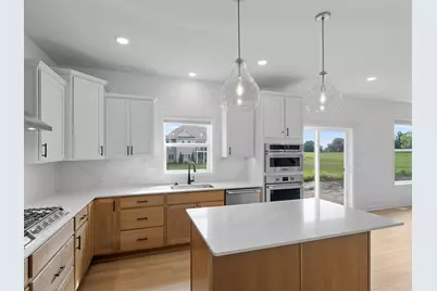 1677 Hadley Hills Drive NE, Rochester, MN 55906 - Photo 3