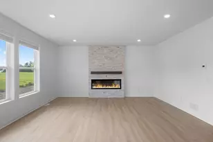 1677 Hadley Hills Dr NE, Rochester, MN 55906 - Photo 5
