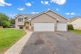 1601 Maple Ave, Buffalo, MN 55313 - Photo 1