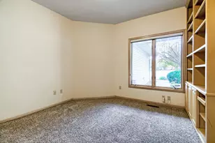 9445 Winslow N, Maple Grove, MN 55311 - Photo 9