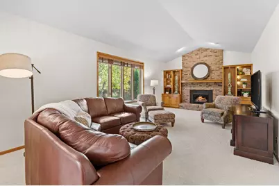 4202 Willow Wood Drive, Vadnais Heights, MN 55127 - Photo 15