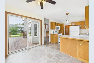 1083 98th Avenue NE, Blaine, MN 55434 - Photo 3