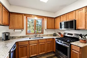 16410 43rd Ave N, Plymouth, MN 55446 - Photo 17