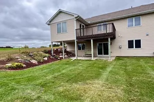 845 Deer Ct NE, Montgomery, MN 56069 - Photo 17
