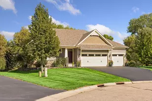 2225 Lake Cir, Victoria, MN 55386 - Photo 9