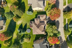 1618 Headwaters Ln, Woodbury, MN 55129 - Photo 41