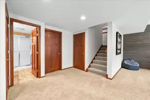1618 Headwaters Ln, Woodbury, MN 55129 - Photo 37