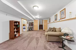 22544 Windy Point Rd, Winona, MN 55987 - Photo 11