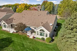 8960 Deer Run Ct, Victoria, MN 55386 - Photo 7