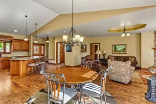 1949 Middle Creek Rd, Detroit Lakes, MN 56501 - Photo 11