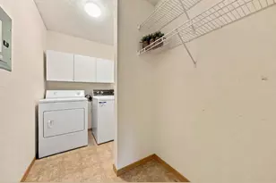1600 Arundel St, Saint Paul, MN 55117 - Photo 15