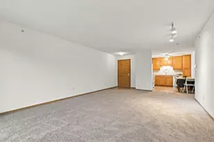 1600 Arundel St, Saint Paul, MN 55117 - Photo 5