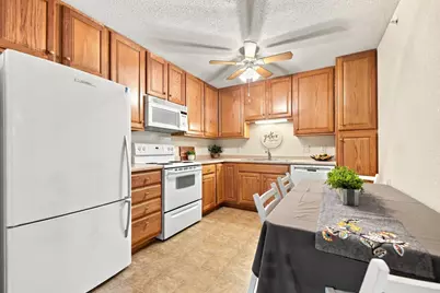 1600 Arundel Street #300, Saint Paul, MN 55117 - Photo 7